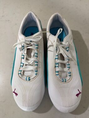 Puma White and Teal Women's Athletic Sneakers - Classic Low-Top